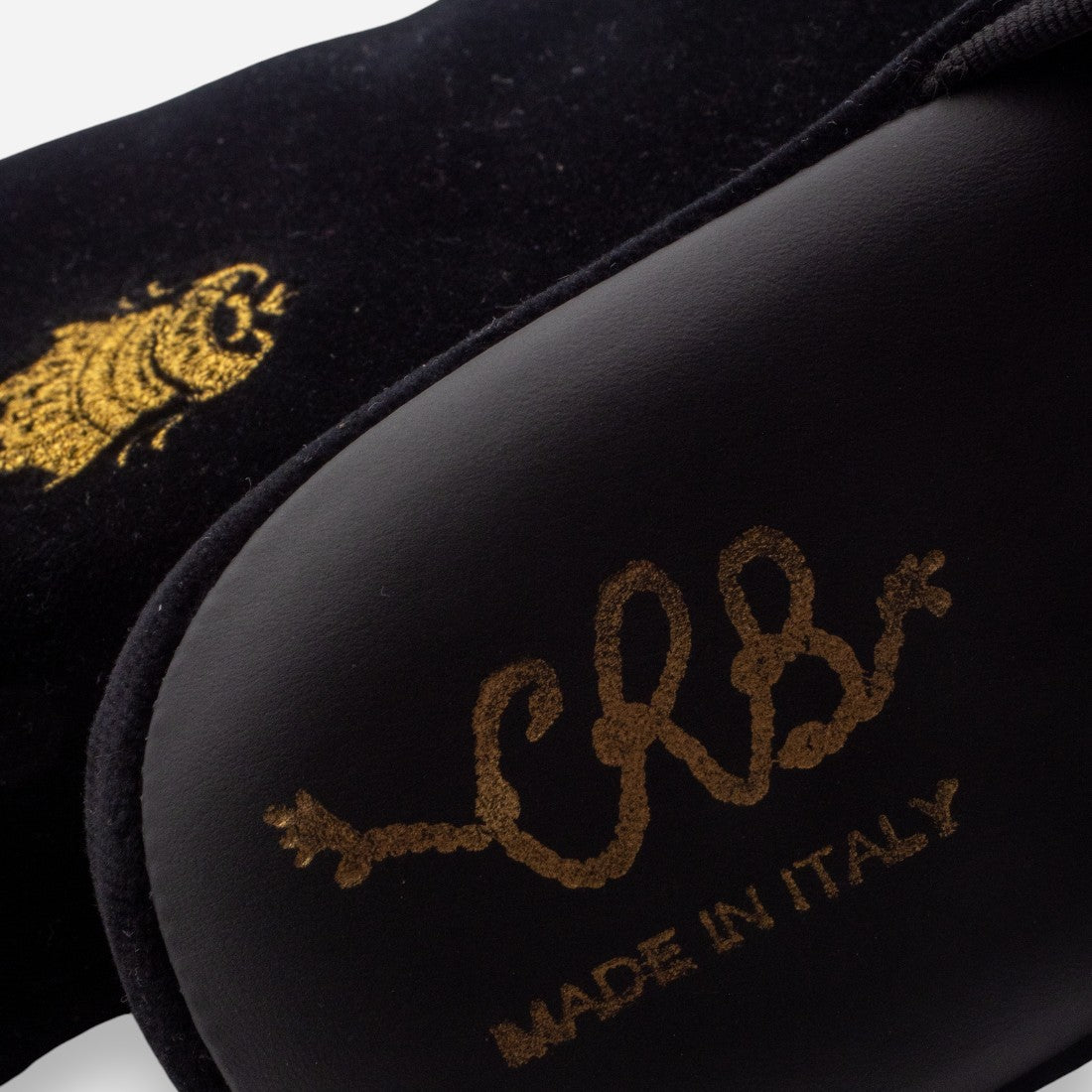 CRB 905 526 Nero Oro Ciabatta Busta