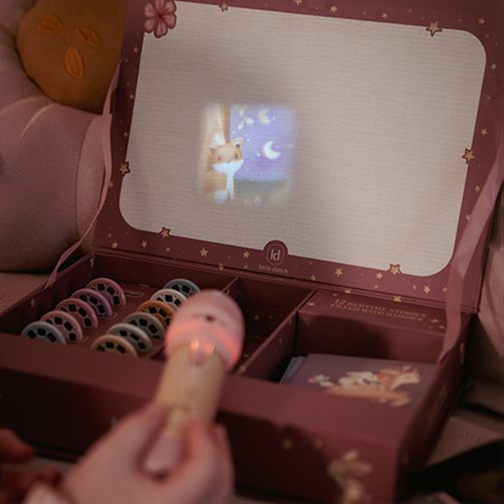  - ["Accessori","FW25","Giocattoli","Infant","Kids","Little Dutch","Toddler"] - Giocattolo Little Dutch Torcia Proietta Storie Fairy Garden LD4780 - Lupis SRL