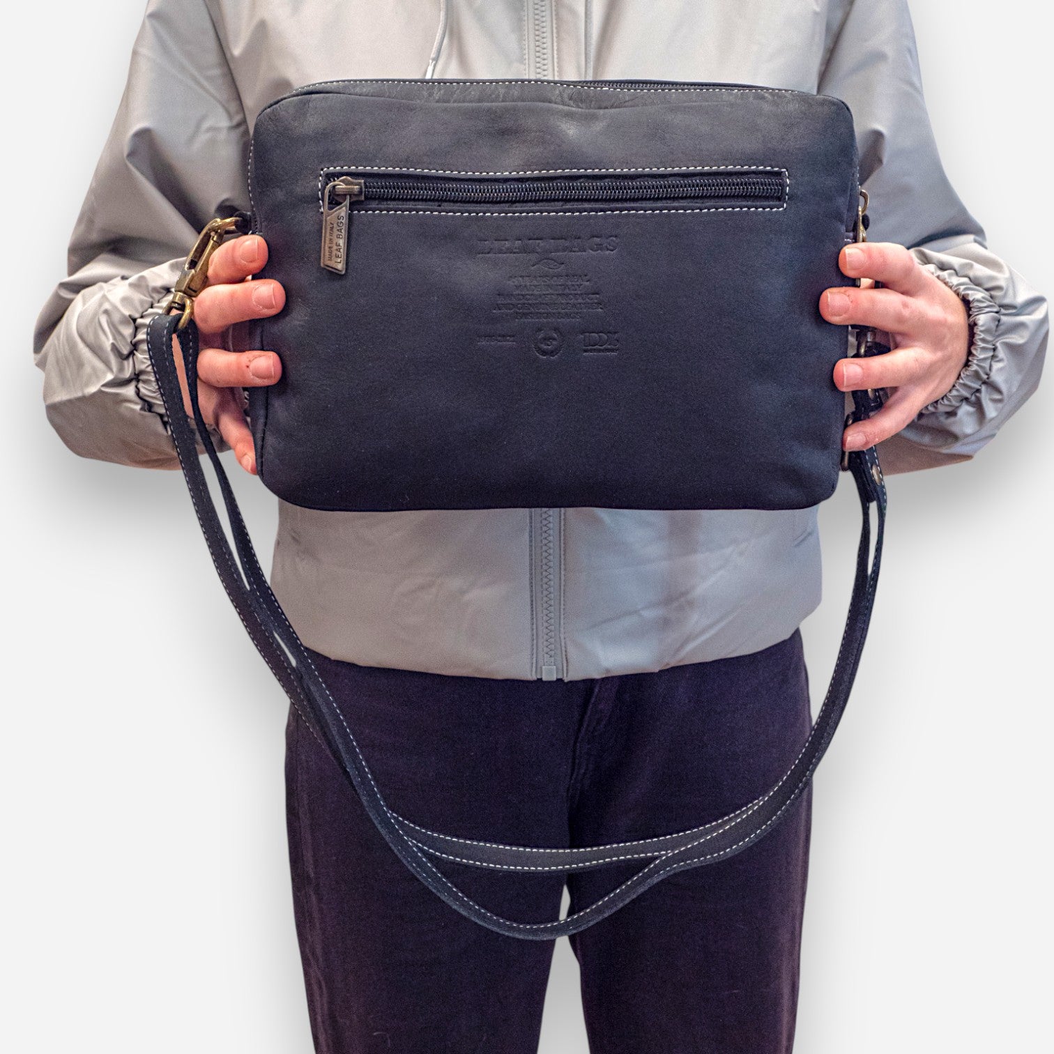 Leaf Bags Borsa Nero Pelle Invecchiato 3653