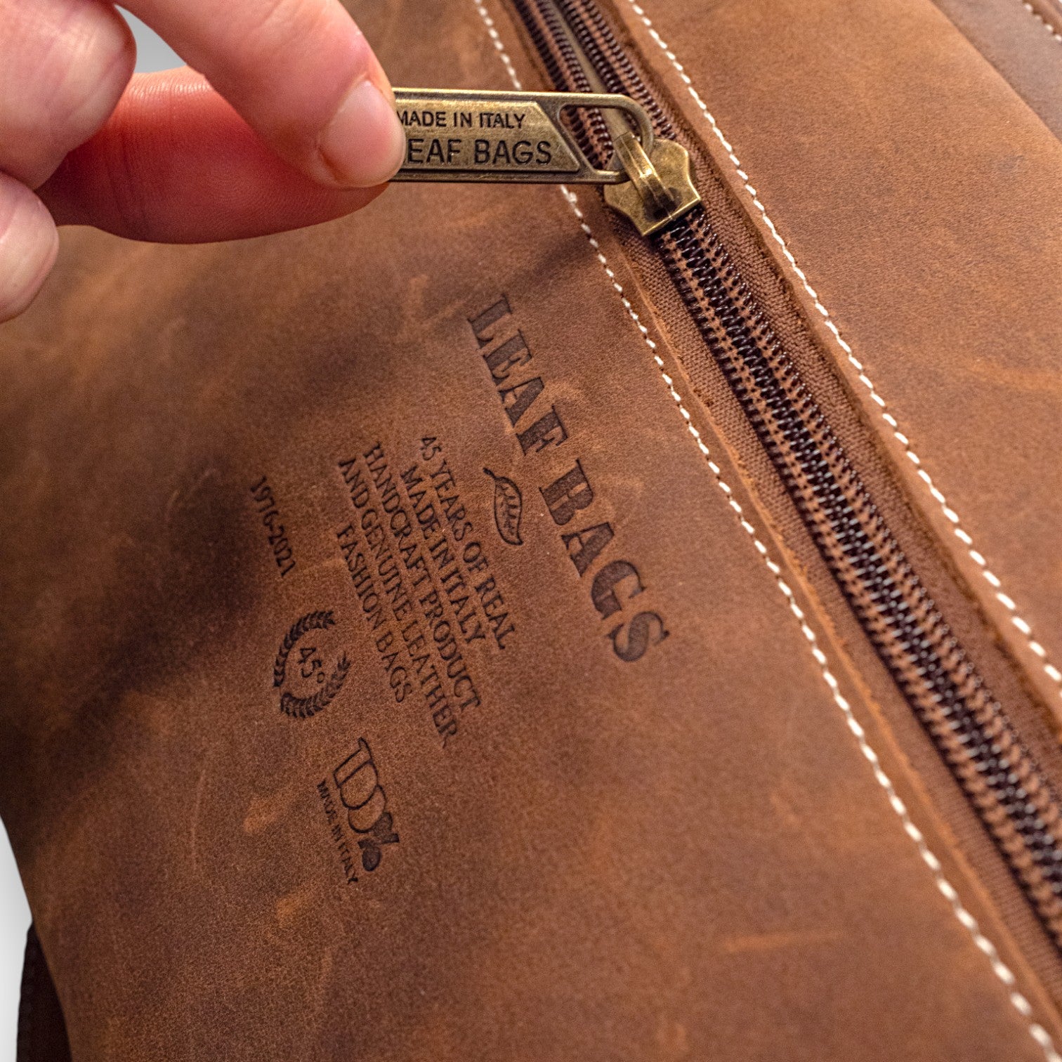 Leaf Bags Dark Brown Aged Leather Bag 3653