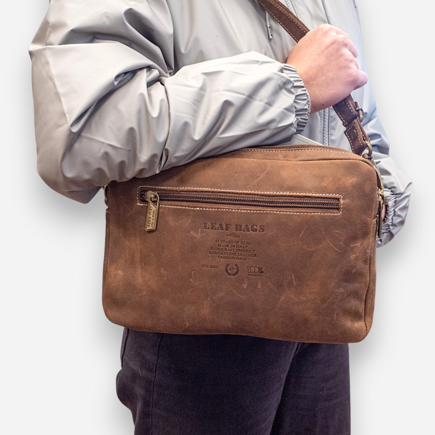 Leaf Bags Dark Brown Aged Leather Bag 3653