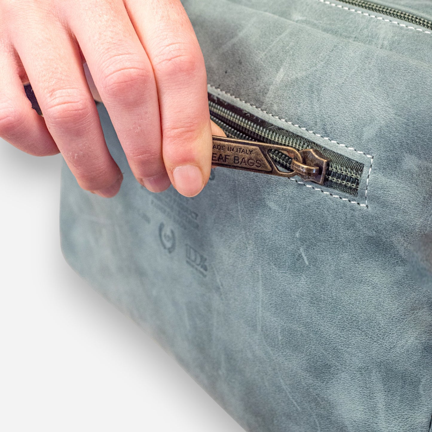 Leaf Bags Borsa Verde Pelle Invecchiato 3653